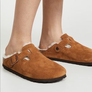 Birkenstock Boston Shearling Clogs in Mink Suede - size 38